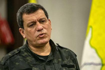 قائد قوات سوريا الديمقراطية يطالب بإقامة منطقة حكم ذاتي