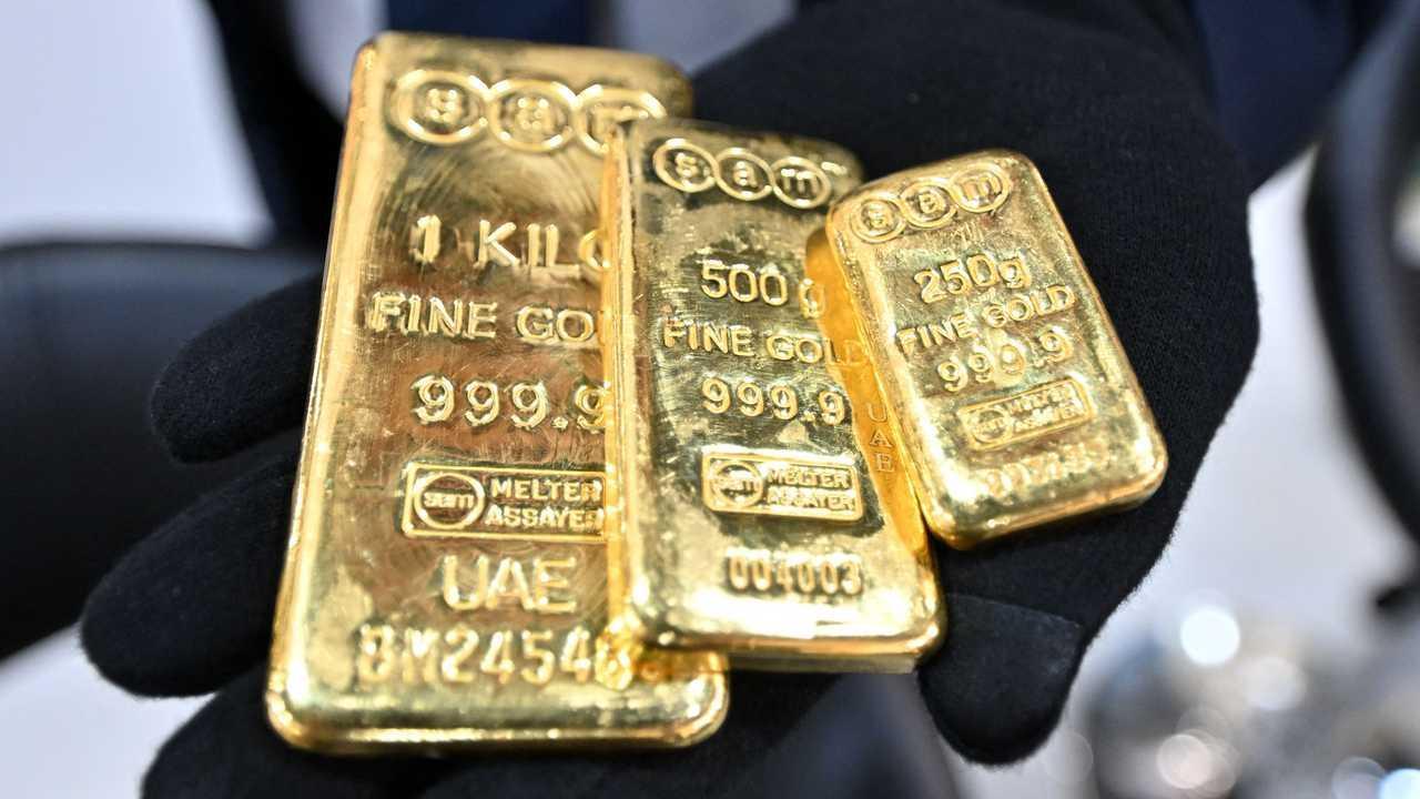 "الخوف من ضياع الفرصة" يدفع الذهب لمستويات تاريخية
