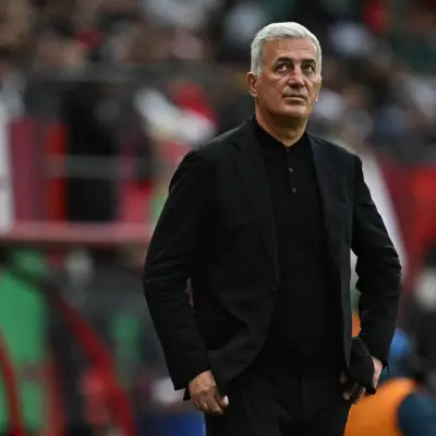 الجزائر تمدد عقد المدرب بيتكوفيتش قبيل انطلاق كأس العالم