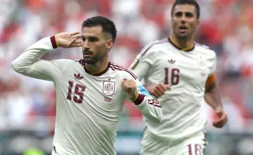 اسبانيا تتصدر مجموعتها بالفوز على اوروغواي
