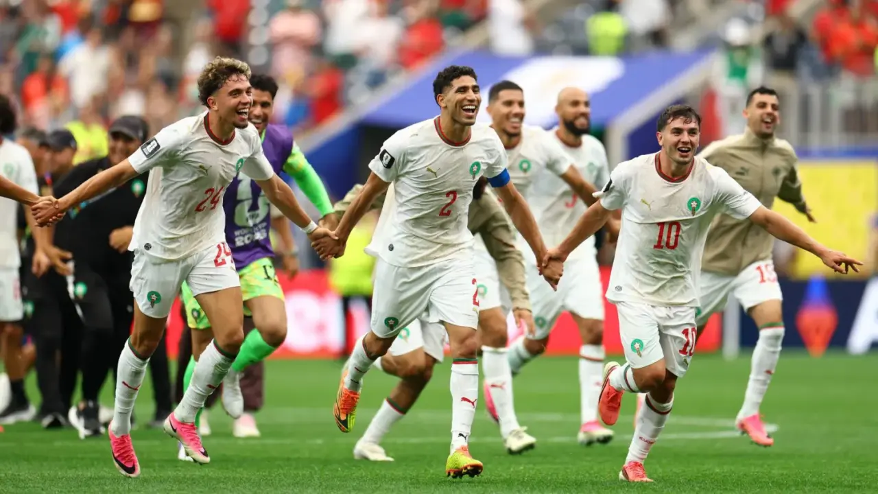المغرب أول المتأهلين إلى ربع نهائي المونديال بثلاثية في شباك كندا