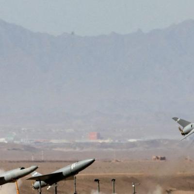 الولايات المتحدة تعلن إسقاط مسيّرات إيرانية في مضيق هرمز