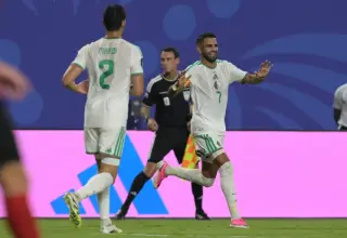 الجزائر تكتب التاريخ وتتأهل للدور الثاني بالمونديال