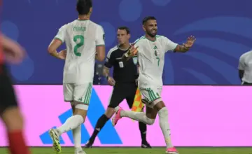 الجزائر تكتب التاريخ وتتأهل للدور الثاني بالمونديال