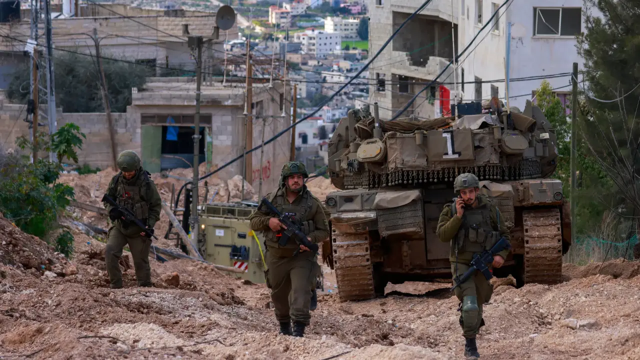 العفو الدولية: تصعيد التطهير العرقي بحق الفلسطينيين يمهّد لضم الضفة الغربية