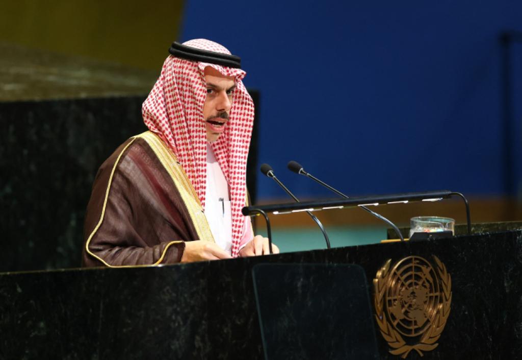السعودية: نقدر تجاوب ترمب بمنح المفاوضات فرصة إضافية لإنهاء حرب إيران