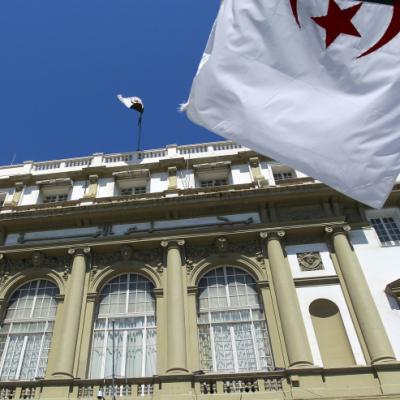 بسبب إيبولا.. الجزائر تعزز إجراءاتها الصحية في المعابر والمطارات