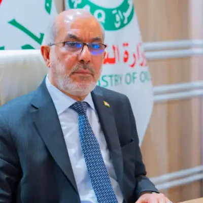 وزير النفط العراقي: العراق صدر 10 ملايين برميل نفط في أبريل عبر مضيق هرمز