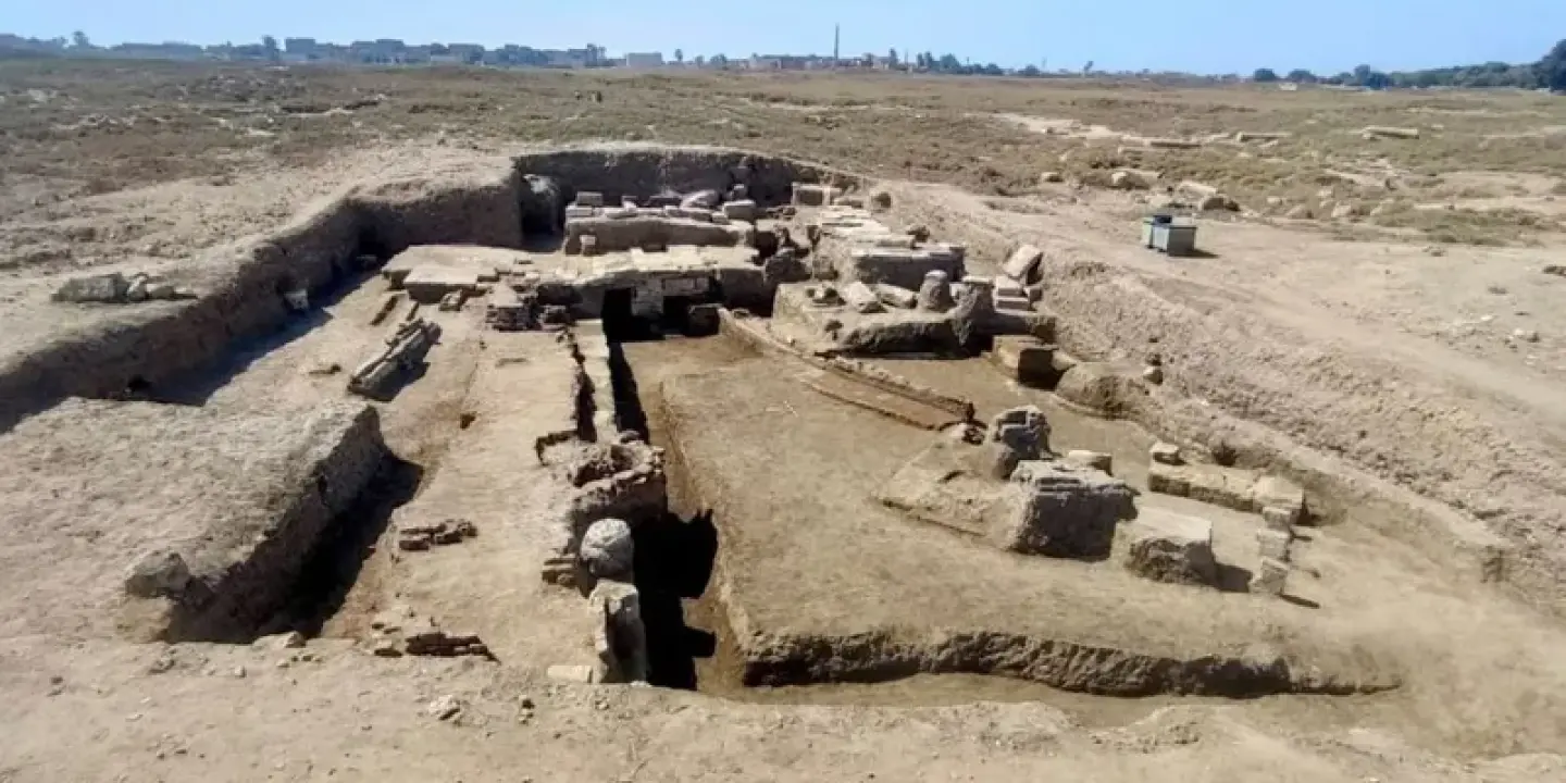 مصر.. اكتشاف 5 كنوز أثرية بمنطقة إهناسيا