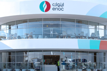 الإمارات تستكشف فرص توزيع الوقود منخفض الكربون لقطاع الطيران