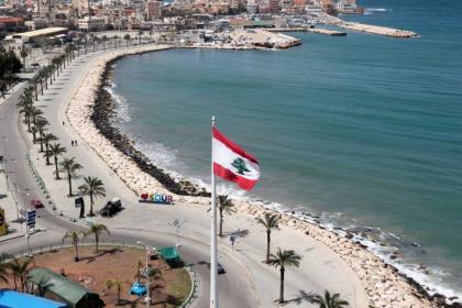 إسرائيل تنذر بإخلاء صور ومحيطها جنوبي لبنان