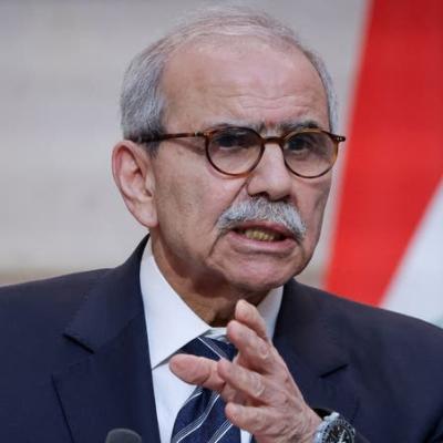 نواف سلام: إسرائيل تسيطر على 68 موقعاً بجنوب لبنان