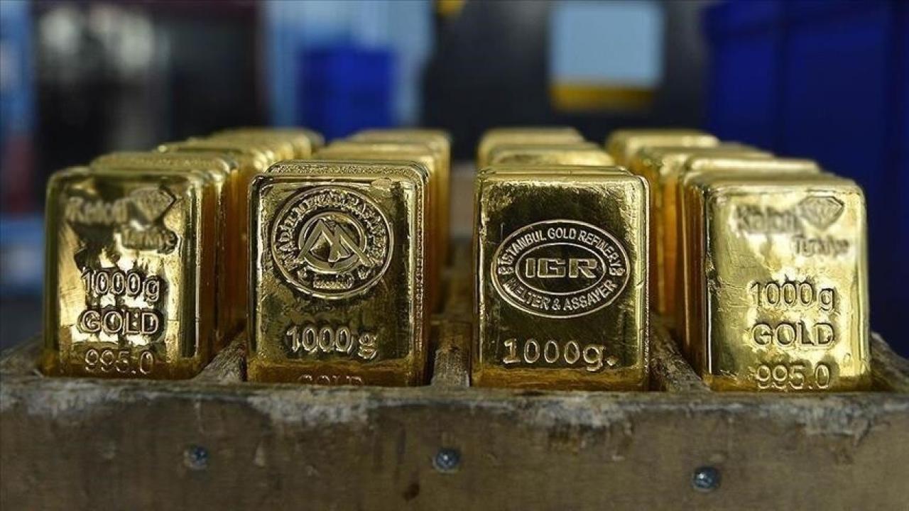 تراجع كبير بأسعار المعادن النفيسة تأثرا بضغوط الأسواق المالية