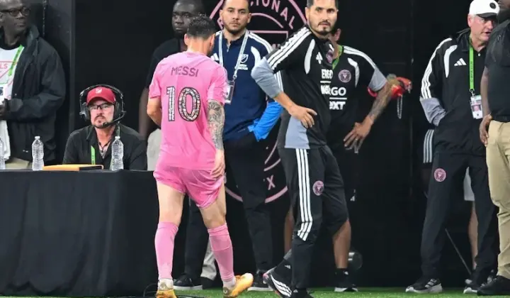 "ميسي".. هل يغيب عن افتتاح كأس العالم
