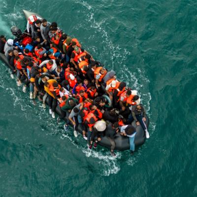 العثور على 12 جثة لمهاجرين غير شرعيين قبالة سواحل شمال مصر