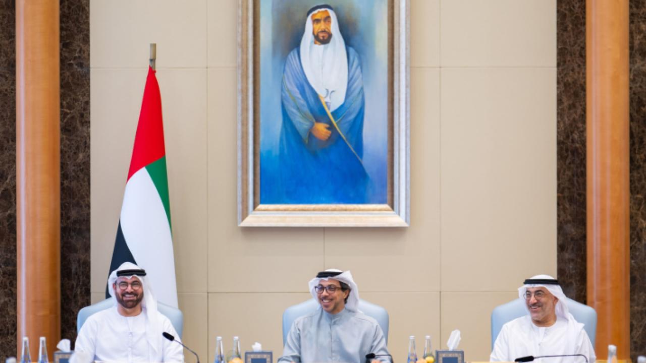 منصور بن زايد: الذكاء الاصطناعي ركيزة لإنجازات عالمية تقودها الإمارات