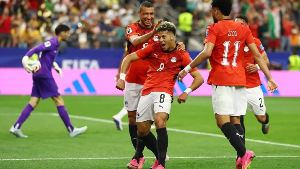 مصر تفوز على أستراليا بركلات الترجيح لتبلغ دور 16لأول مرة