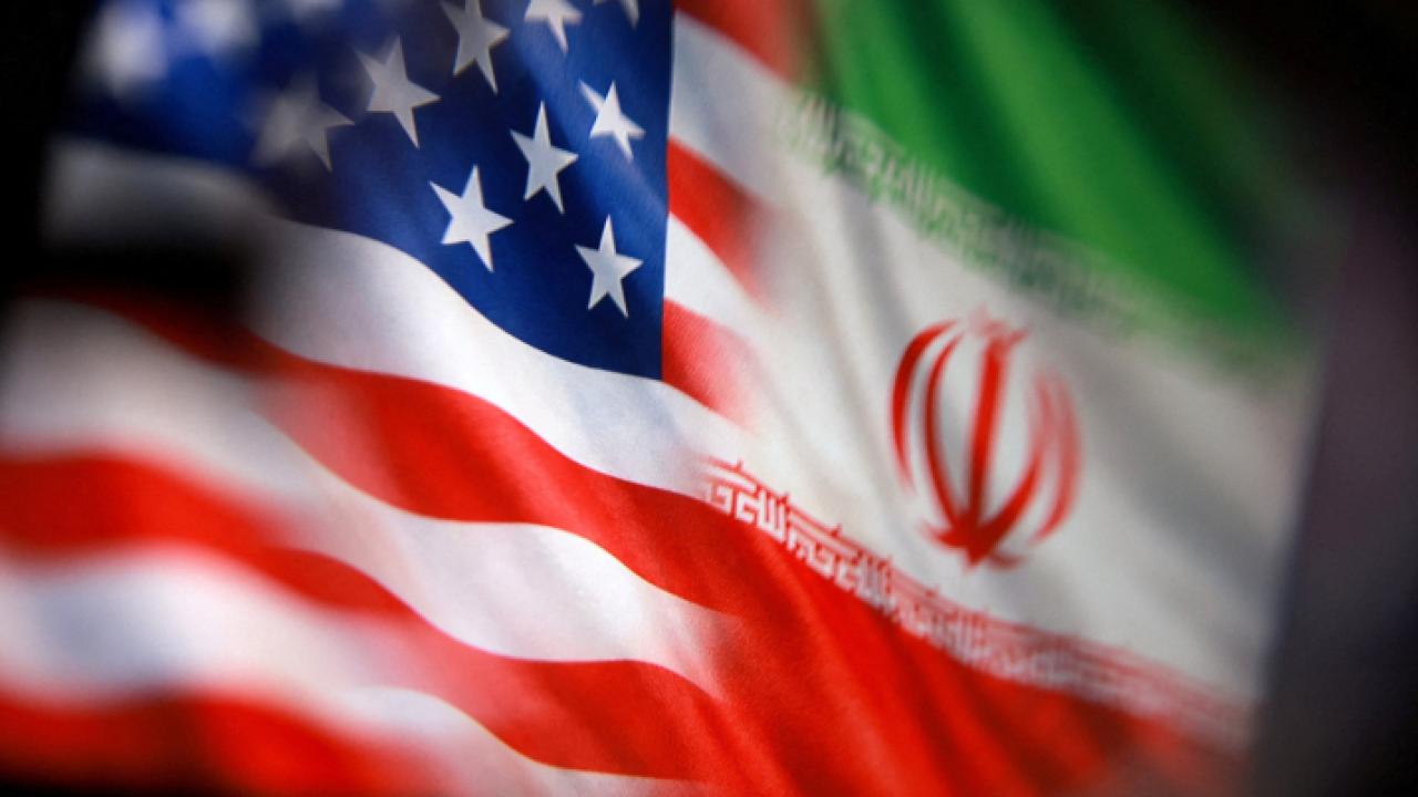 واشنطن وطهران على بعد خطوة من اتفاق.. وسويسرا تعرض استضافة التوقيع