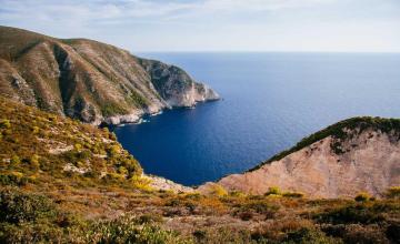 حديث الساعة: ماذا يحدث الآن؟ 834