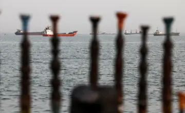 النفط يتراجع بأكثر من 4% مع قرب إنهاء الحرب