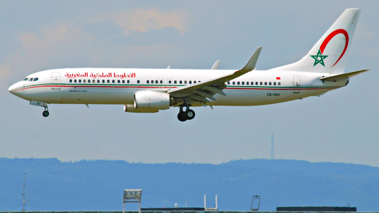 الخطوط المغربية تعلق بعض رحلاتها بسبب ارتفاع أسعار الوقود