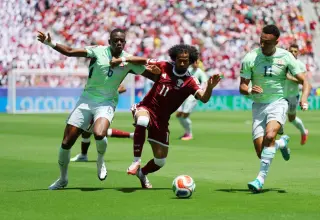قطر تخطف نقطة ثمينة من سويسرا