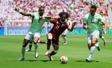 قطر تخطف نقطة ثمينة من سويسرا