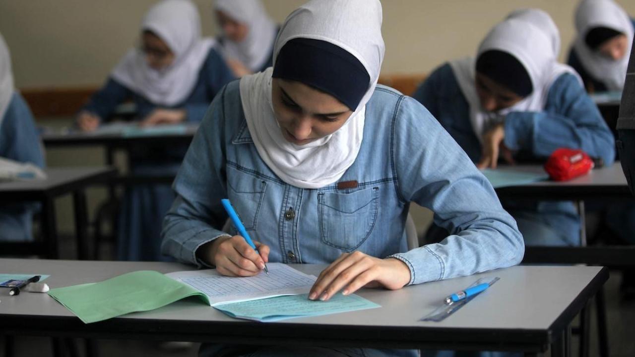 التربية والتعليم الفلسطينية: امتحان التربية الدينية الكترونيا للثانوية العامة