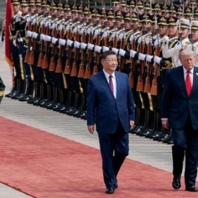 ترامب وشي يتفقان على ضرورة بقاء هرمز مفتوحا وسفنٌ صينية تبدأ عبور المضيق